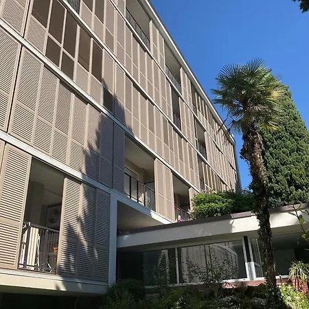Alba - Disposition 555 Al Vittoriale 公寓式酒店 加尔多内-里维耶拉